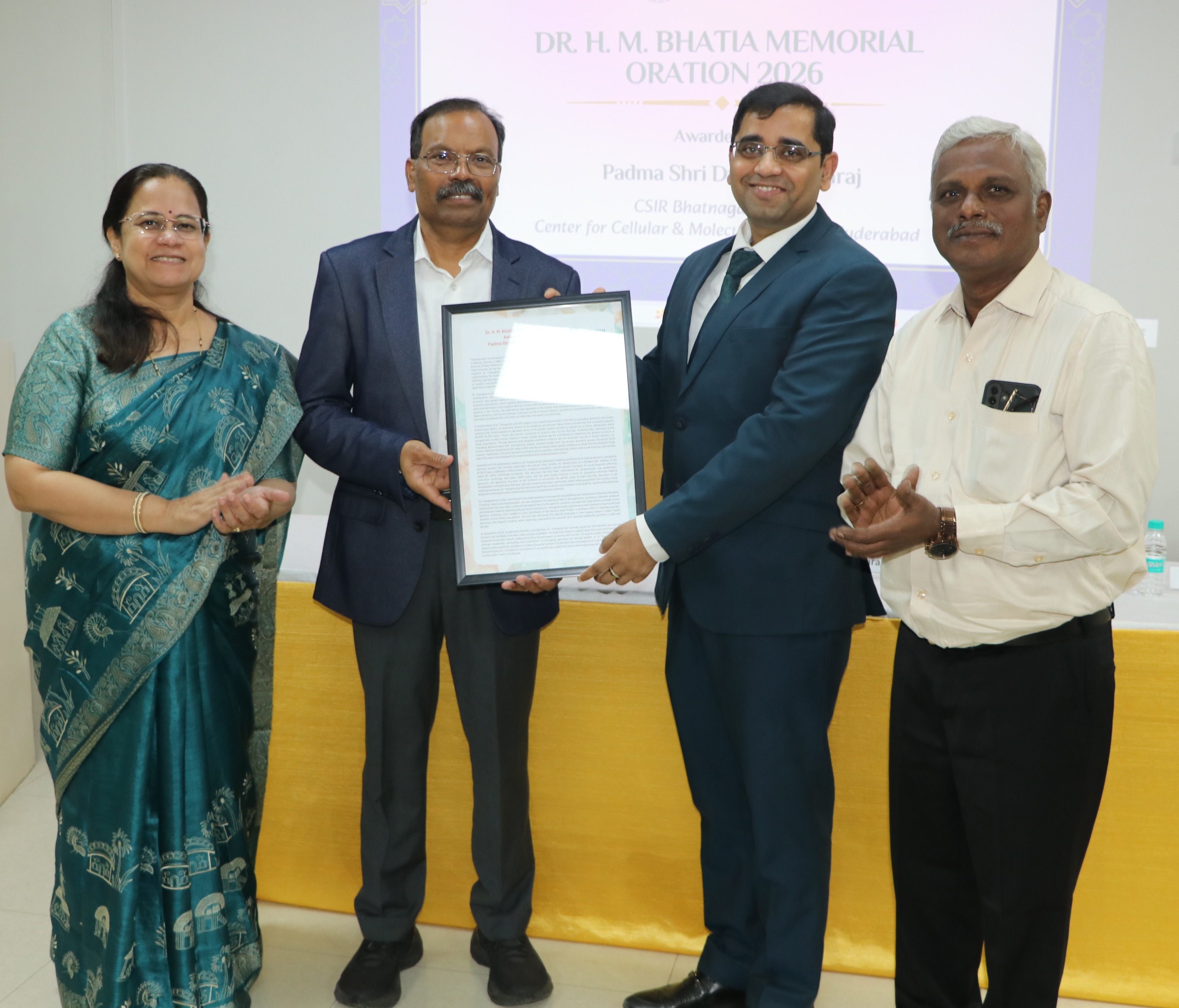 ['1.JPG', '2.JPG', '3.JPG', '4.jpg']